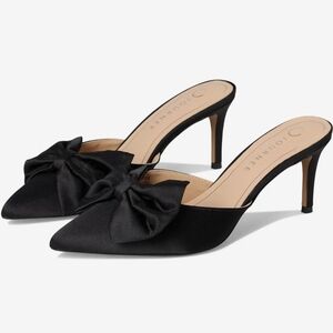 Journee Collection Tiarra Black Satin Bow Heels